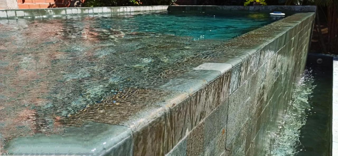 Haleiwa Chales E Suites - A Guest House Do Prumirim Ubatuba Εξωτερικό φωτογραφία