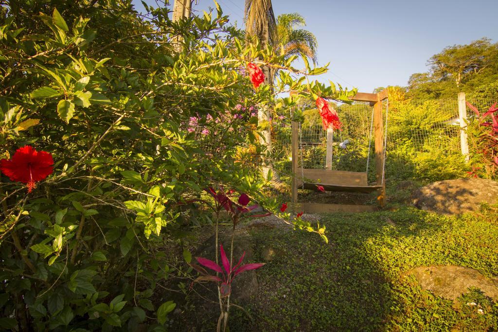 Haleiwa Chales E Suites - A Guest House Do Prumirim Ubatuba Εξωτερικό φωτογραφία